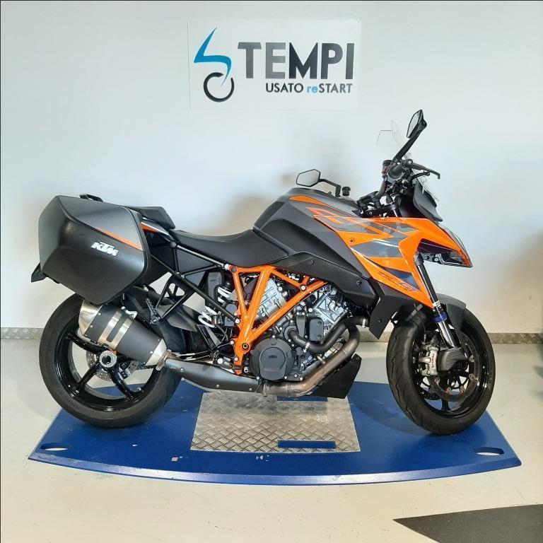 KTM 1290 Super Duke GT