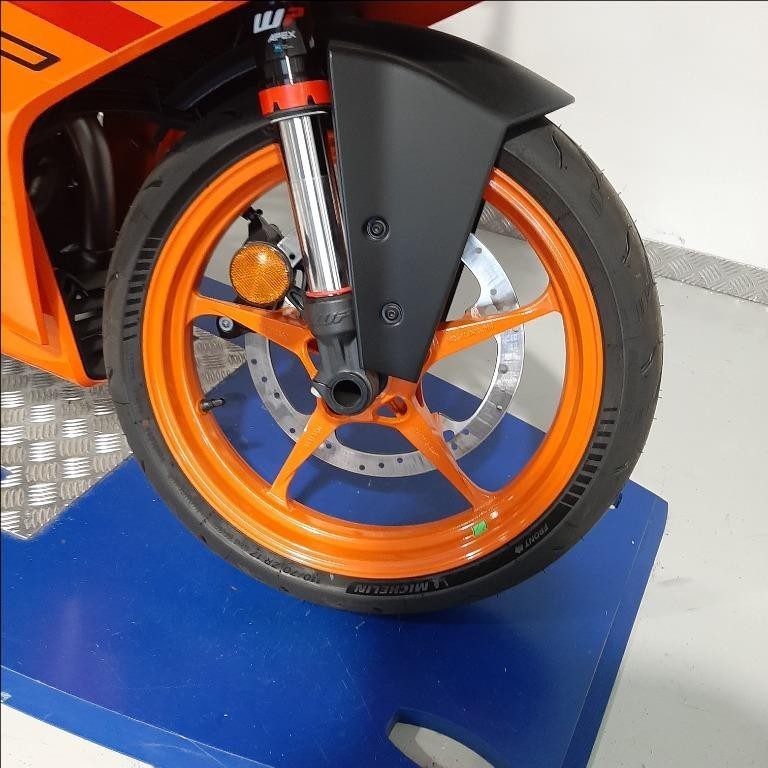 KTM 390 RC Abs