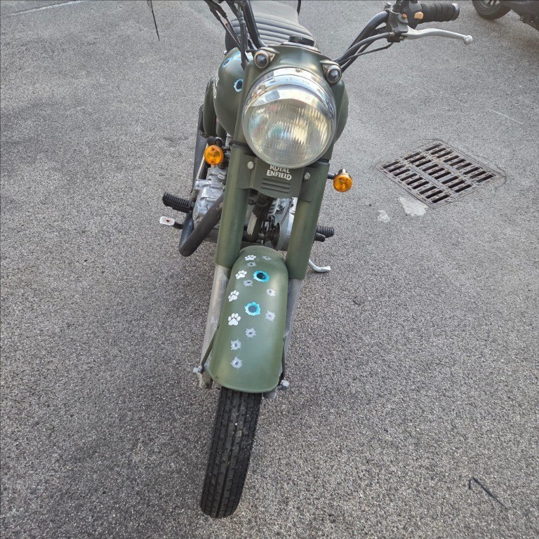 ROYAL ENFIELD Bullet 500 DLX Classic