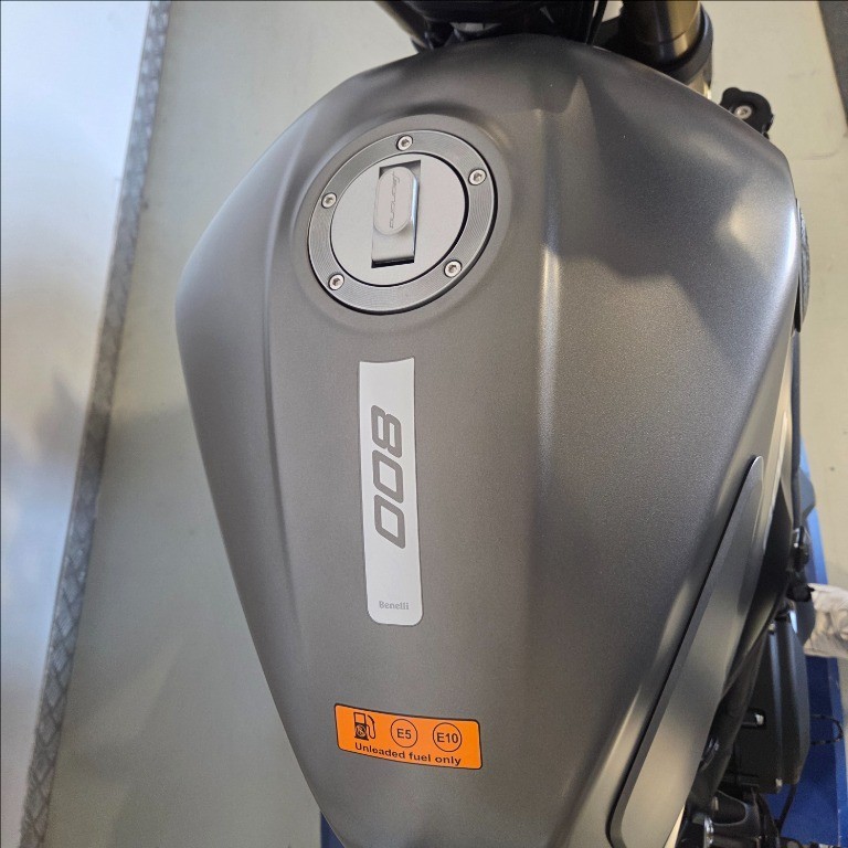 BENELLI Leoncino 800 