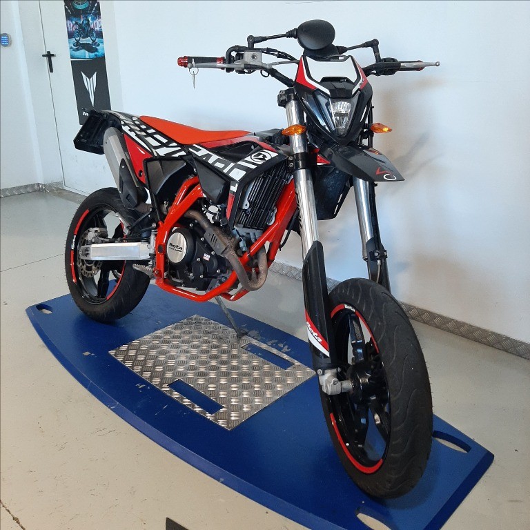 BETAMOTOR RR 125 4T Motard R