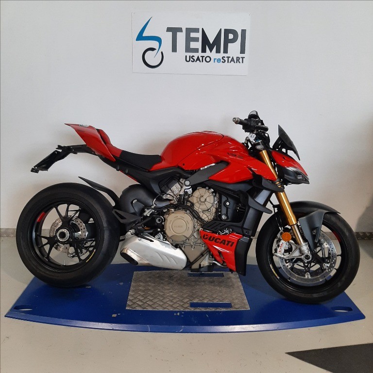 DUCATI Streetfighter V4 1100 S Red