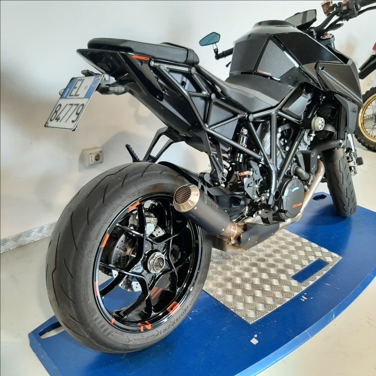 KTM 1290 Super Duke R