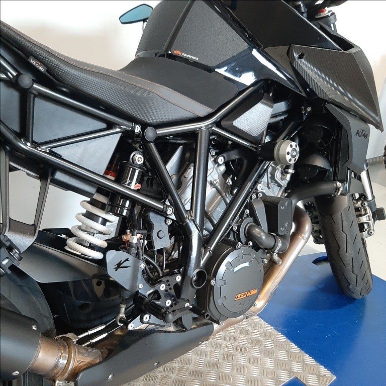KTM 1290 Super Duke R