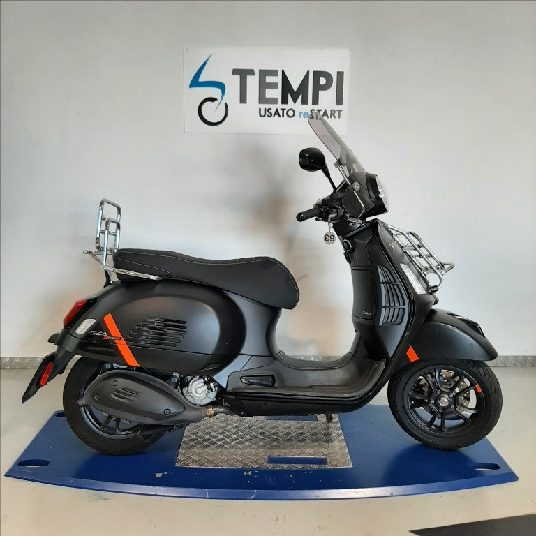 VESPA Vespa GTS 300 hpe Super Abs