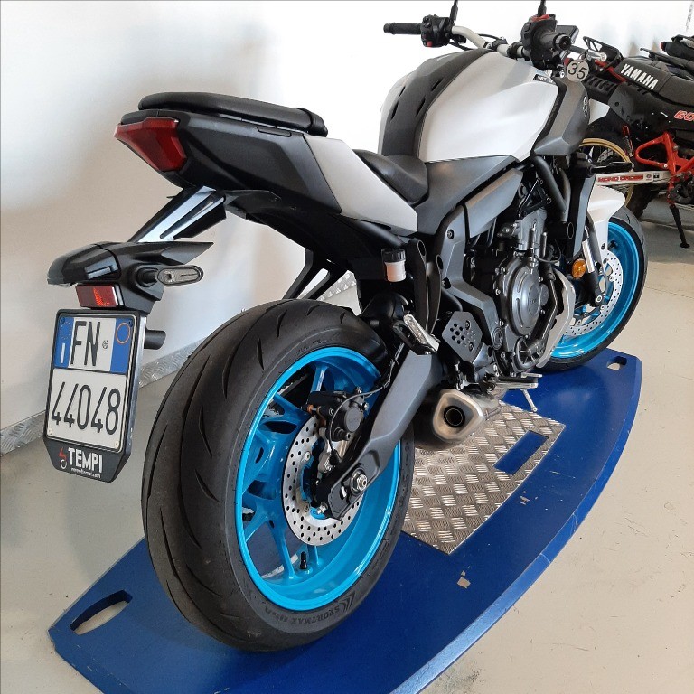 YAMAHA MT-07 690 Abs